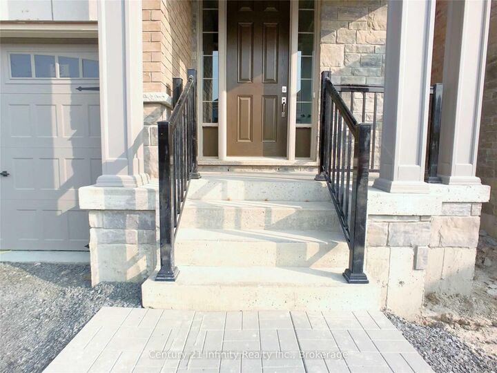 Property Photo: 9 St Ives Crescent ON L1P 0C5
