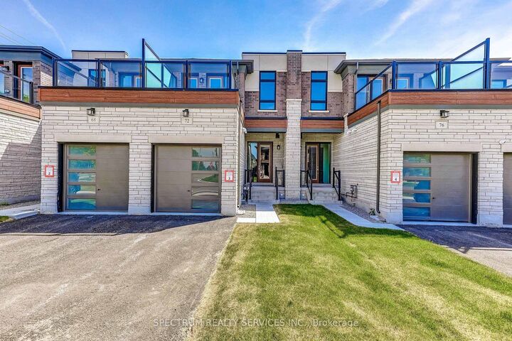 Property Photo: 72 Adario Crescent ON L3L 0G3