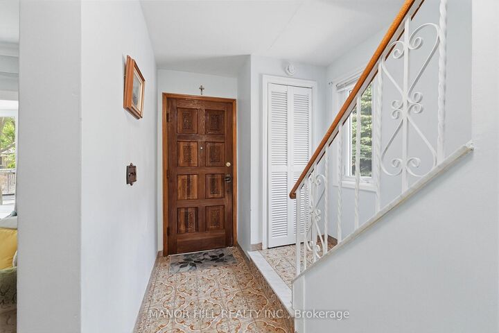 Property Photo: 33 Robindale Avenue ON M8W 4A8