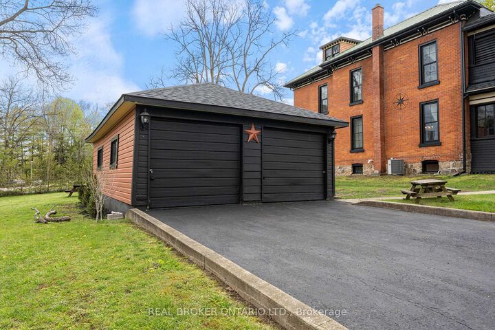 Property Photo: 259 Western Avenue ON N4B 1R9