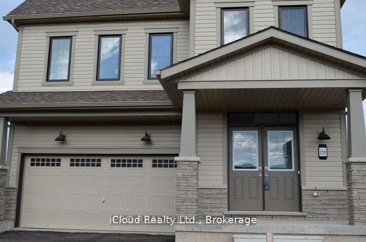 166 Aviron Crescent — photo 1