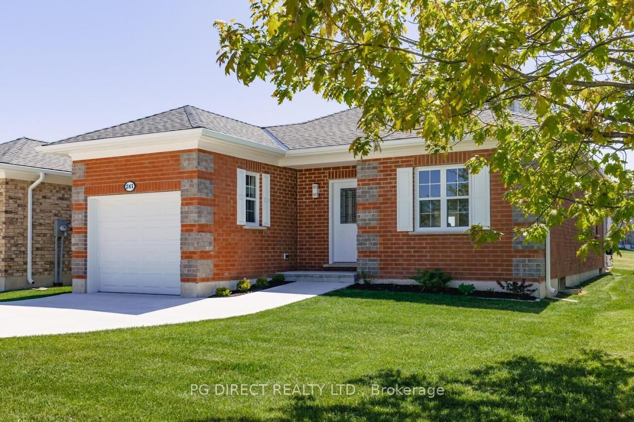 Property Photo: 241 Bethune Crescent ON N7A 4M6