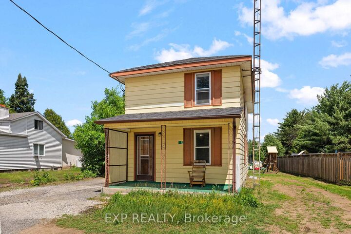 22 Lane Street — photo 1
