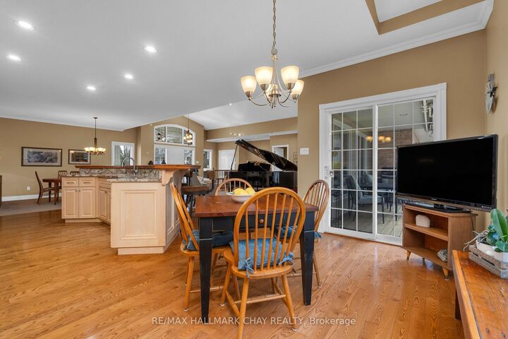 Property Photo: 16 Chestnut Lane ON L0L 2L0