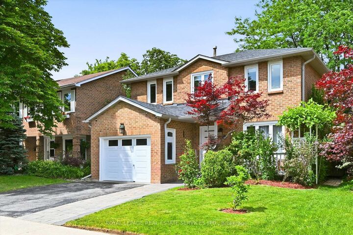 Property Photo: 147 Speyside Drive ON L6L 5Y1