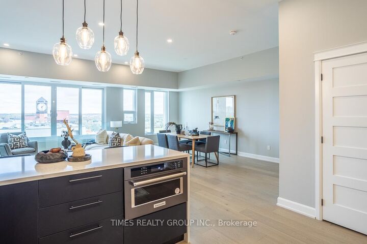 Property Photo: 195 Hunter Street E 903 ON K9H 1G9