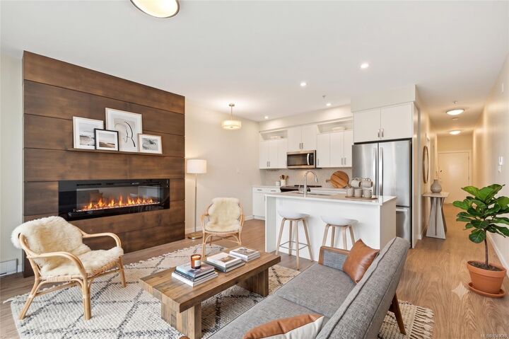 Property Photo: 91 Chapel St #310 BC V9R 0J3