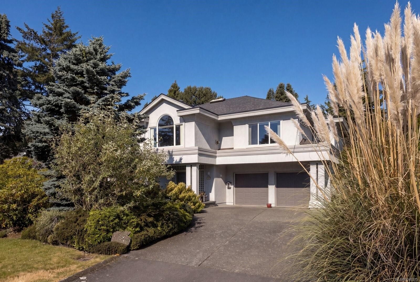 Property Photo:  2980 Sea View Rd  BC V8N 1L1 