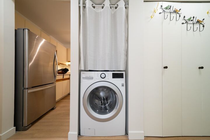 Property Photo:  5790 Patterson Avenue 305  BC V5H 4H6 