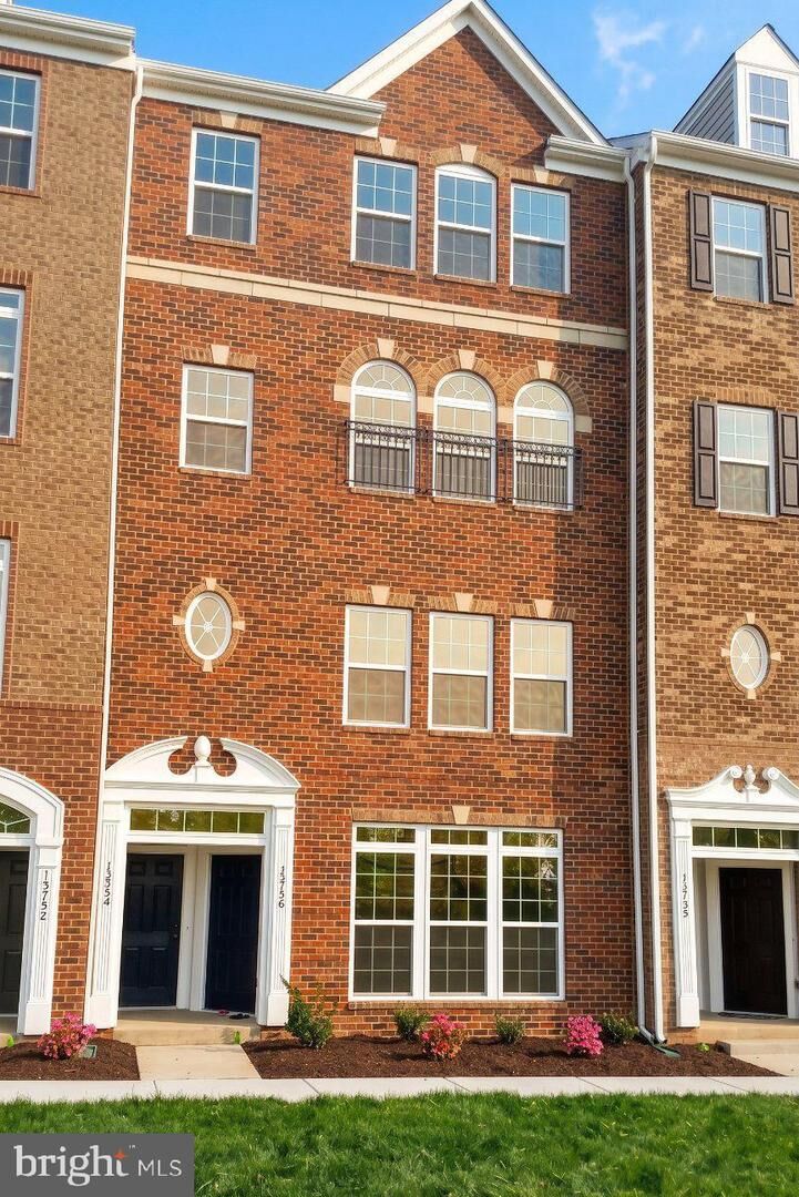 Property Photo:  13756 Earhart Circle 10N  VA 20171 