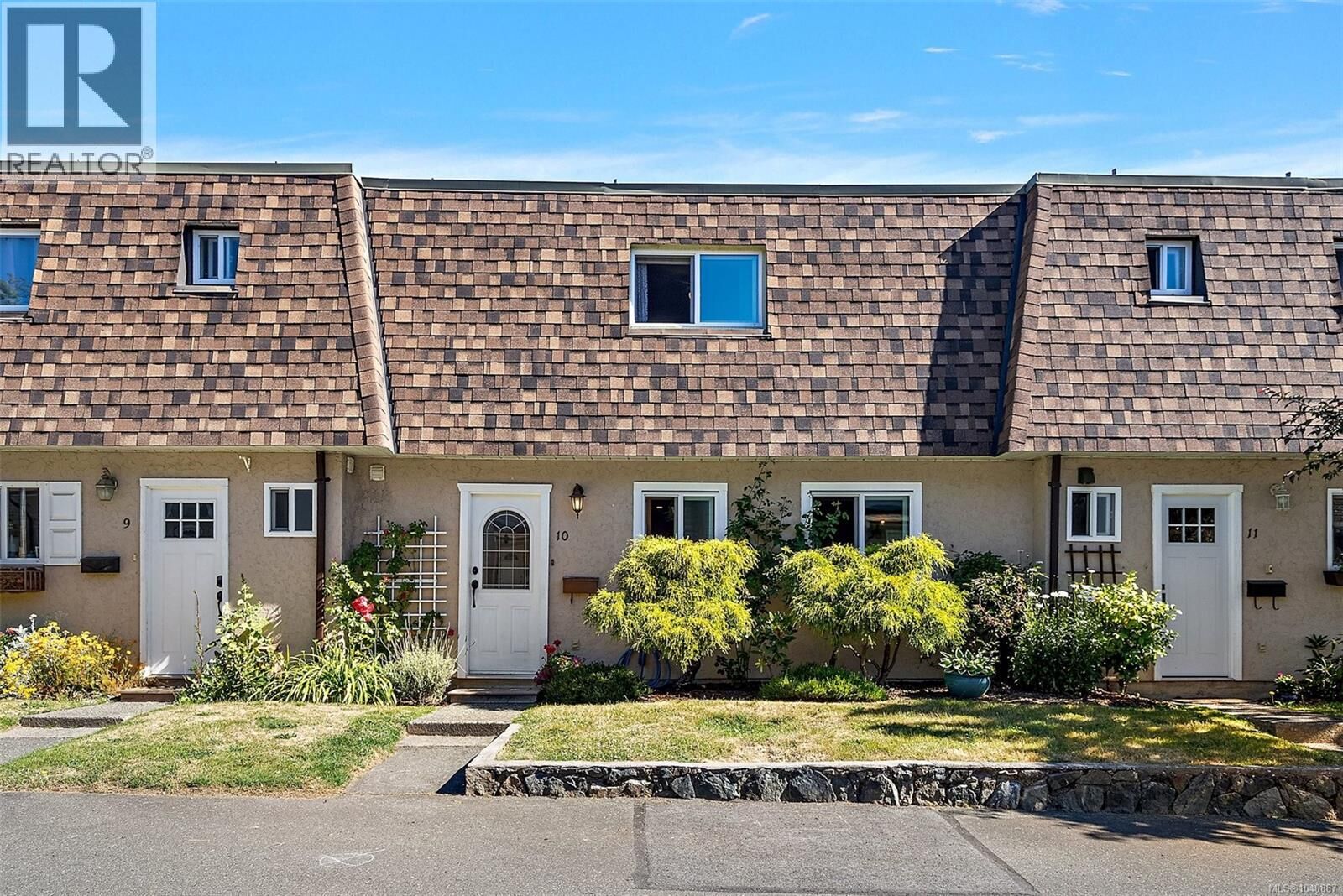 Property Photo:  7675 East Saanich Road 10  BC V8M 1L9 