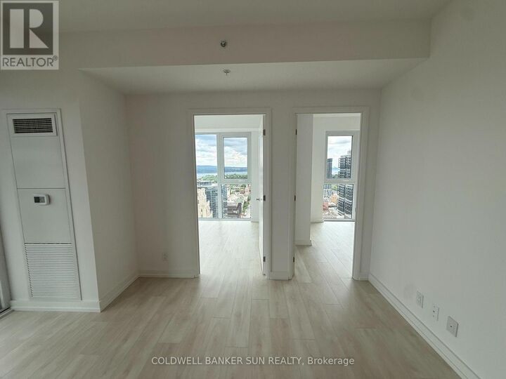 Property Photo:  75 James Street South 2502  ON L8P 2Y9 