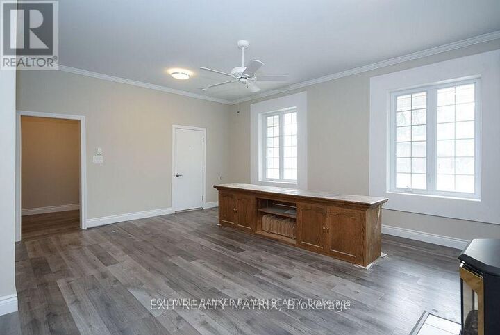 Property Photo: 1429 Meadow Drive 2 ON K4P 1B1