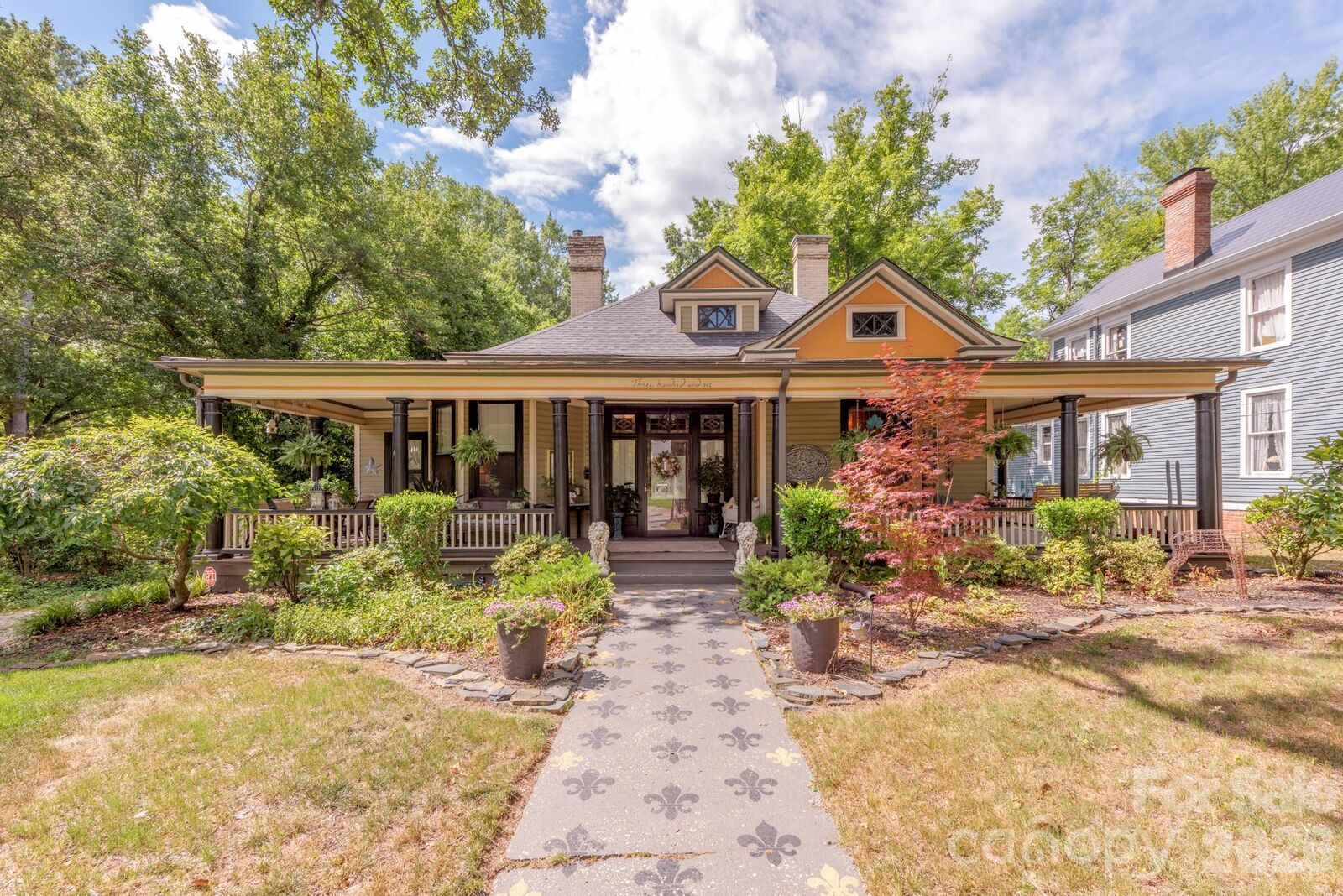 Property Photo: 306 E Houston Street NC 28112