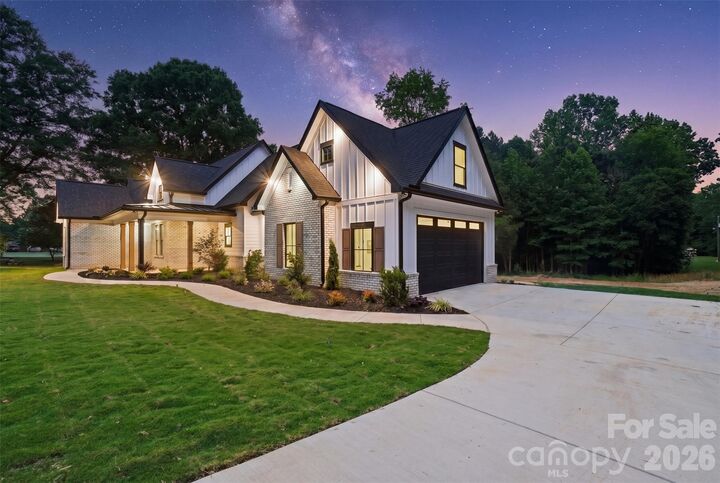 Property Photo:  540 Rocklyn Drive  SC 29730 
