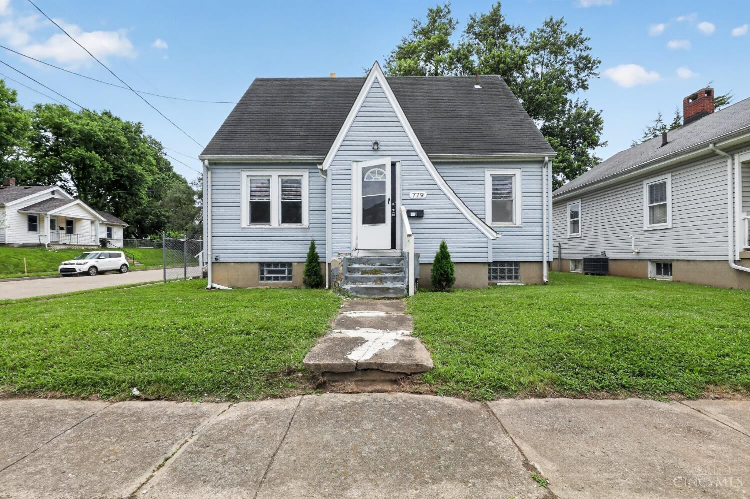 Property Photo:  779 Symmes Avenue  OH 45015 