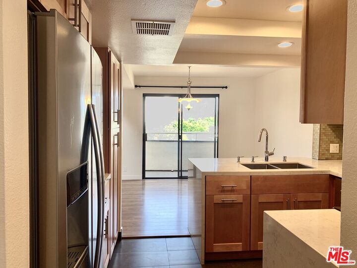 Property Photo:  12412 Texas Ave  CA 90025 