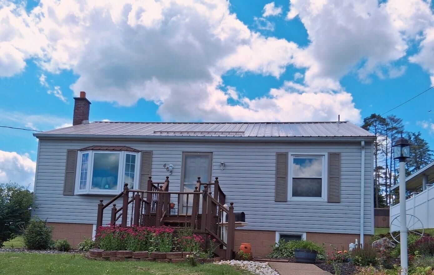 Property Photo:  405 Spring Ave  PA 15801 