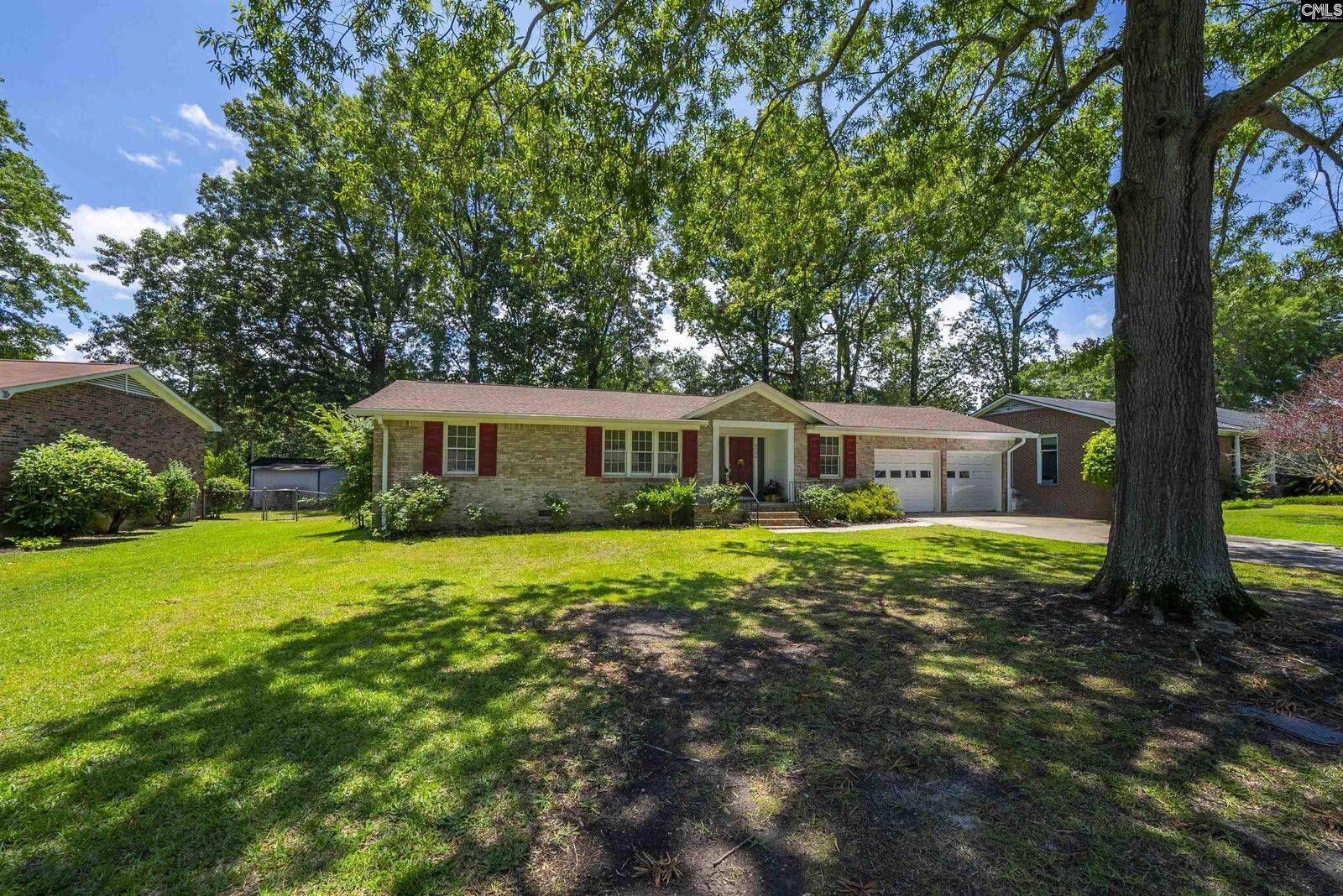 Property Photo: 2126 Woodtrail SC 29210
