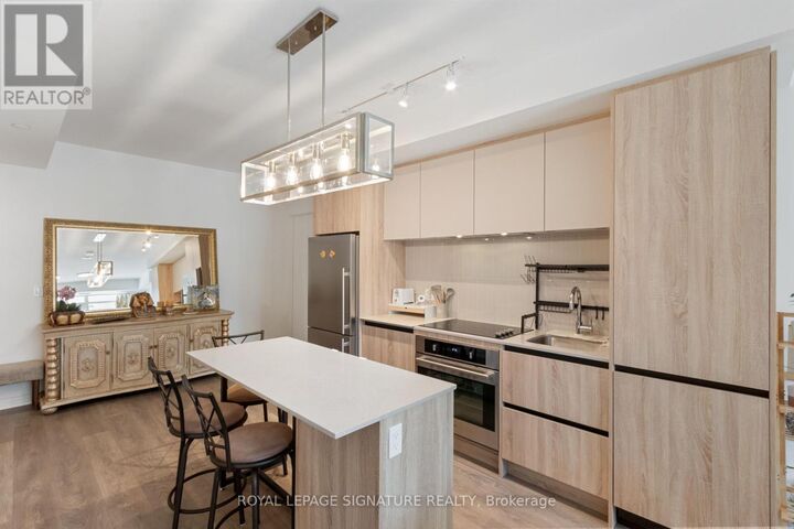Property Photo: 8 Beverley Glen Boulevard 228 ON L4J 0L5