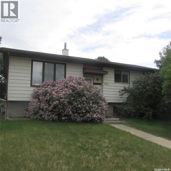 Property Photo:  3003 Doan Drive  SK S4V 1H6 