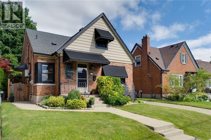 Property Photo:  230 Sydney Street  ON N2G 3V7 