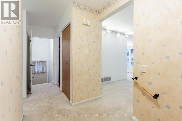 Property Photo:  1636 Robillard Road  ON L5J 3K9 