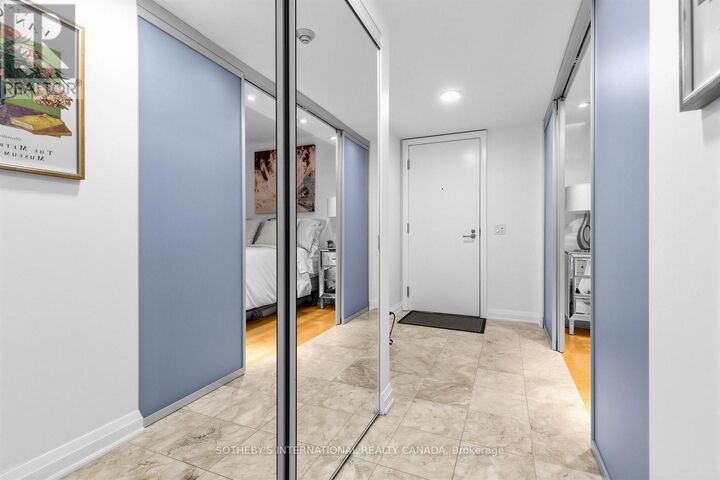 Property Photo:  3 McAlpine Street 207  ON M5R 3T5 