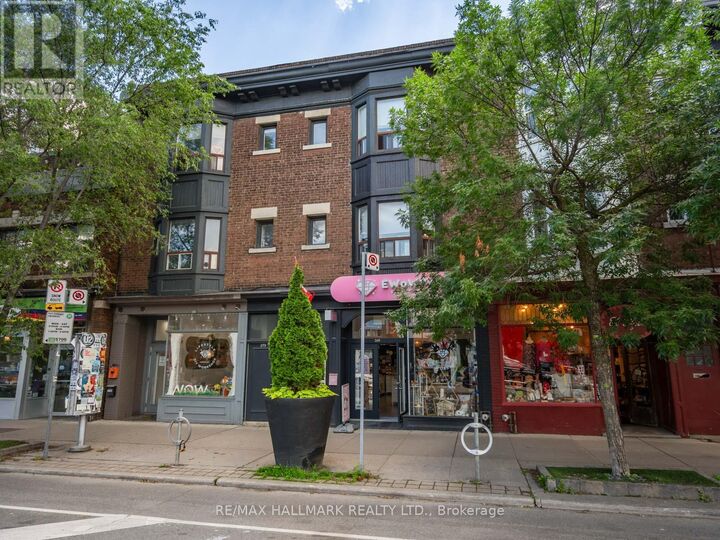 Property Photo:  269 Danforth Avenue 3rd Flr  ON M4K 1N2 