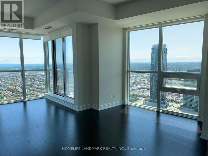 Property Photo:  4011 Brickstone Mews 3810  ON L5B 0J7 