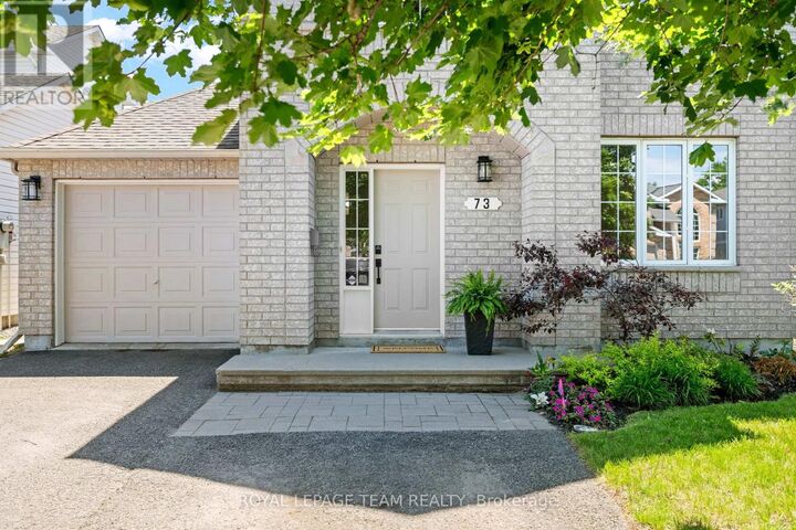 Property Photo:  73 Deerfox Drive  ON K2J 4V1 