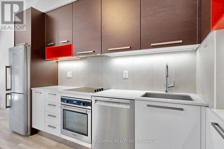 Property Photo:  36 Park Lawn Road 301  ON M8V 0E5 