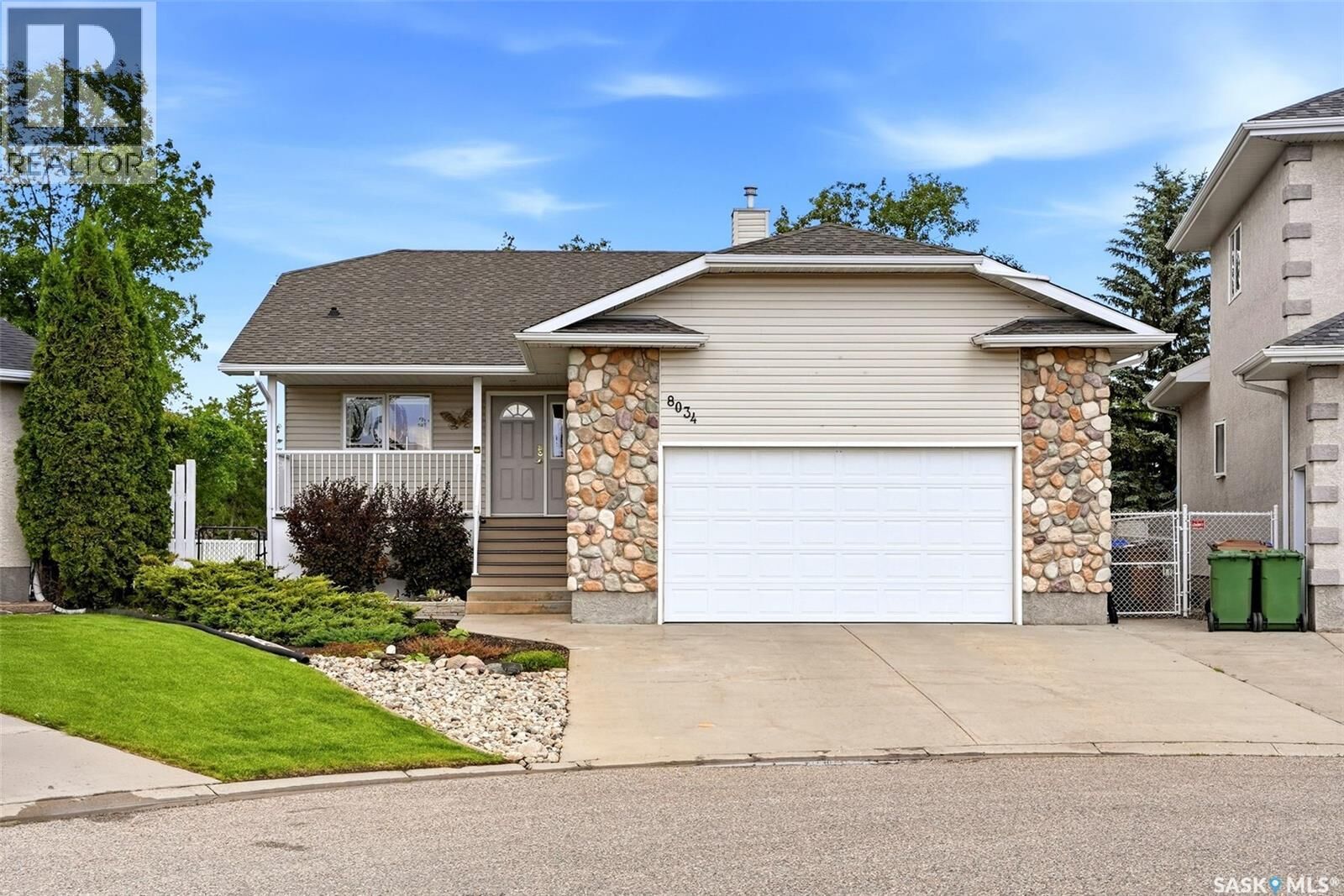 Property Photo: 8034 Knox Place SK S4Y 1G5