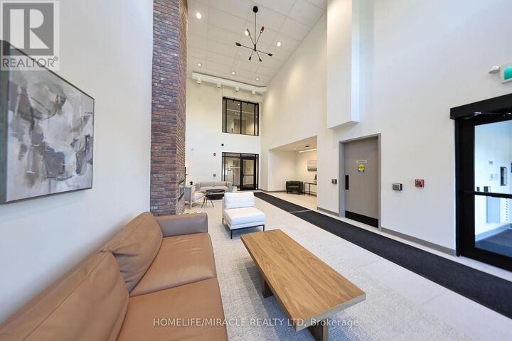Property Photo:  121 Mary Street 322  ON L0M 1G0 