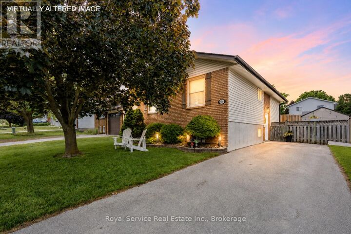 Property Photo:  900 Stewart Drive  ON K9J 7R4 