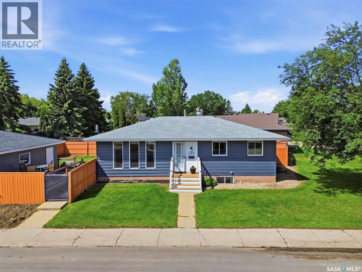 Property Photo:  103 Appleby Drive  SK S7M 4B4 