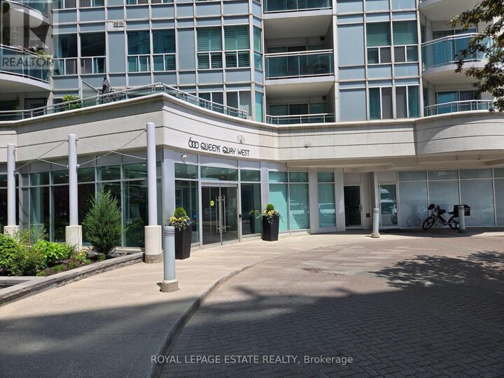 Property Photo: 600 Queens Quay West 632 ON M5V 3M3