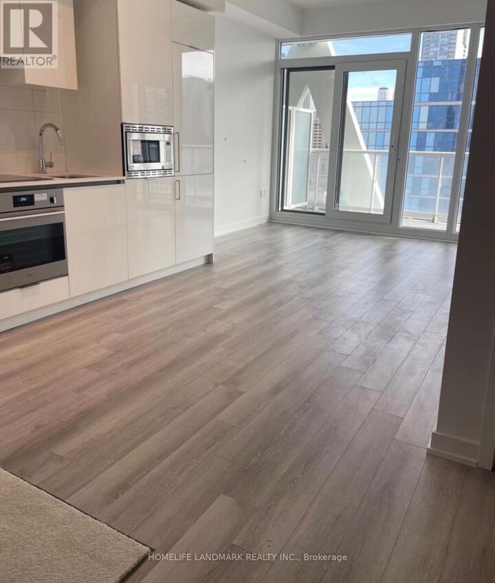 Property Photo: 230 Simcoe Street 2117 ON M5T 0G7