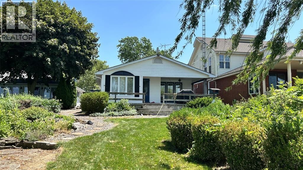 Photo de la propriété:  2995 St. Clair Parkway  ON N0P 2H0 