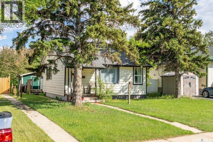 Property Photo: 3 Ingersoll Crescent SK S4T 5Y8