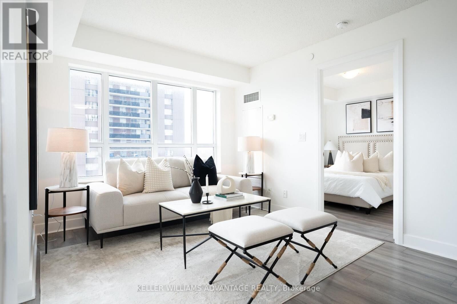 Property Photo: 6 Eva Road 1008 ON M9C 0B1