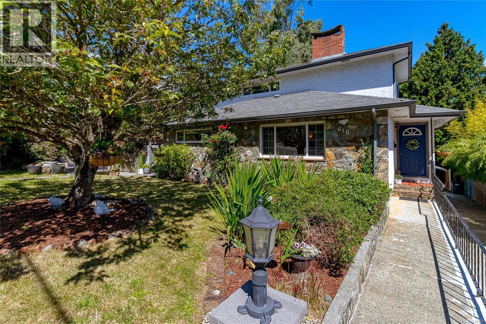 Property Photo: 610 Kent Road BC V8Z 1Z1