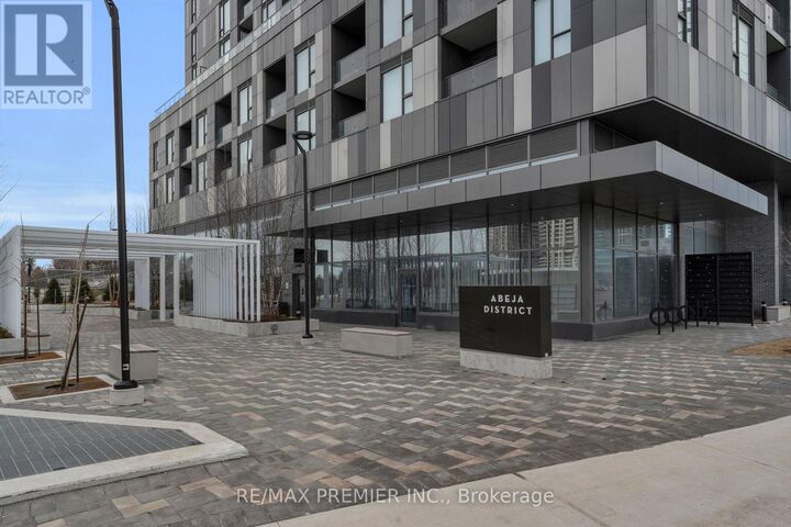 Property Photo:  498 Caldari Road 2326  ON L4K 0R6 