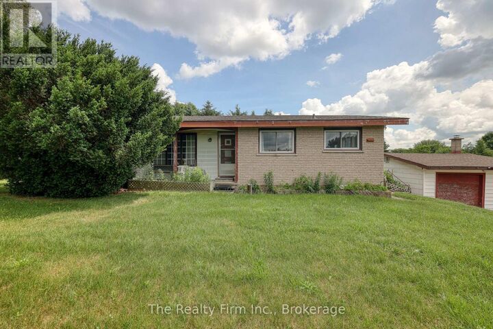 Property Photo: 18 Embro Street East ON N0J 1A0