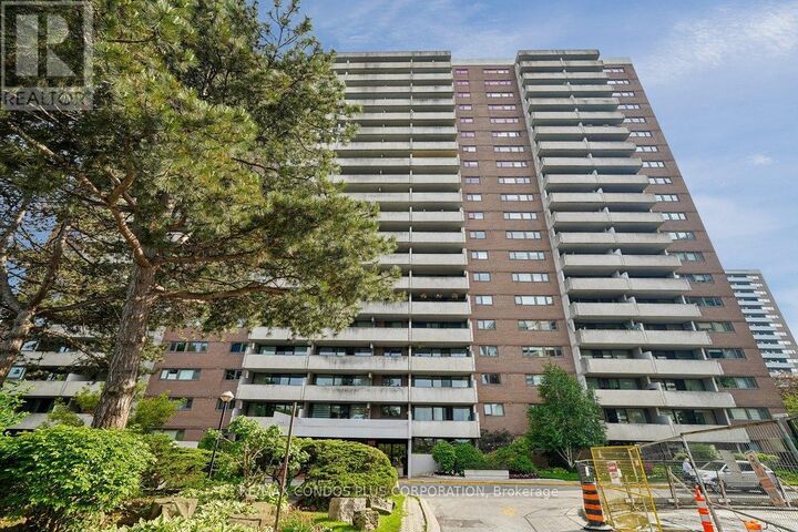 Property Photo:  250 Scarlett Road 1307  ON M6N 4X5 