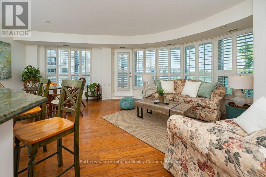 Property Photo: 890 Sheppard Avenue West 514 ON M3H 6B9