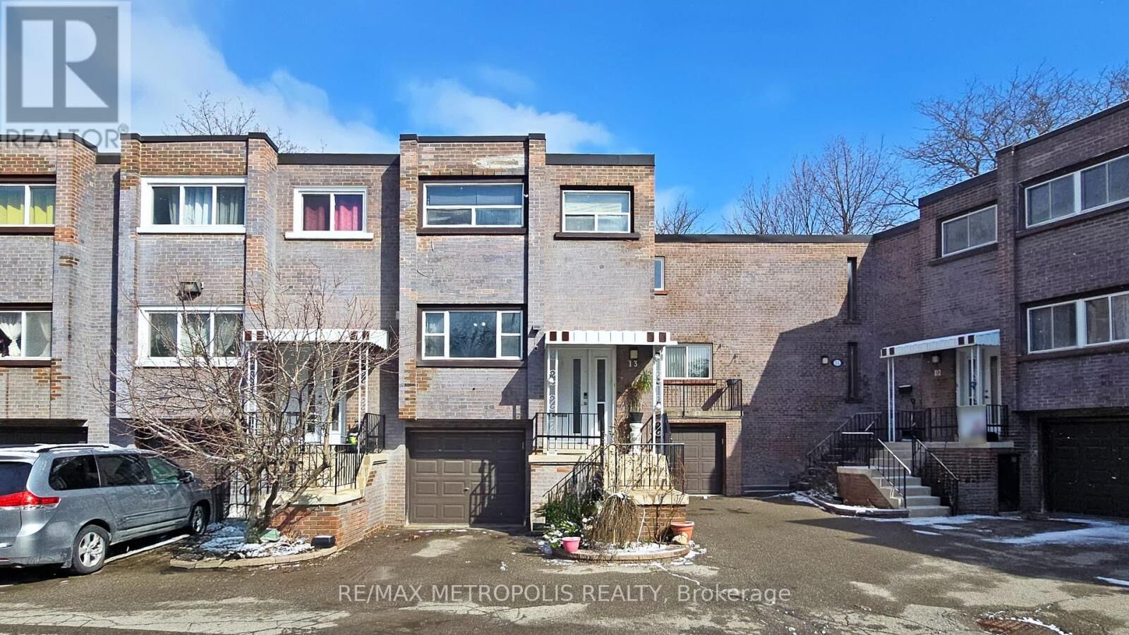 Property Photo:  13 Candy Court Way 13  ON M2R 2Y7 