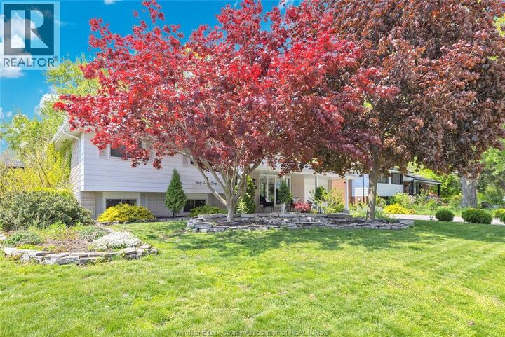 Property Photo:  5735 Ninth Street  ON N9H 1P3 