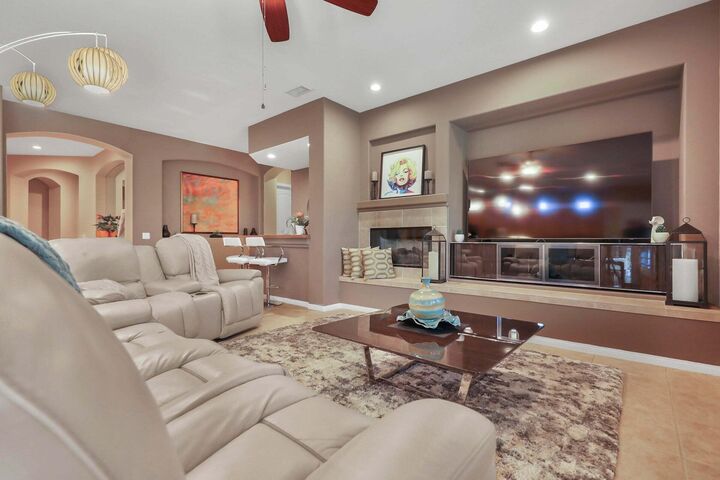 Property Photo:  53 Via Del Rossi  CA 92270 