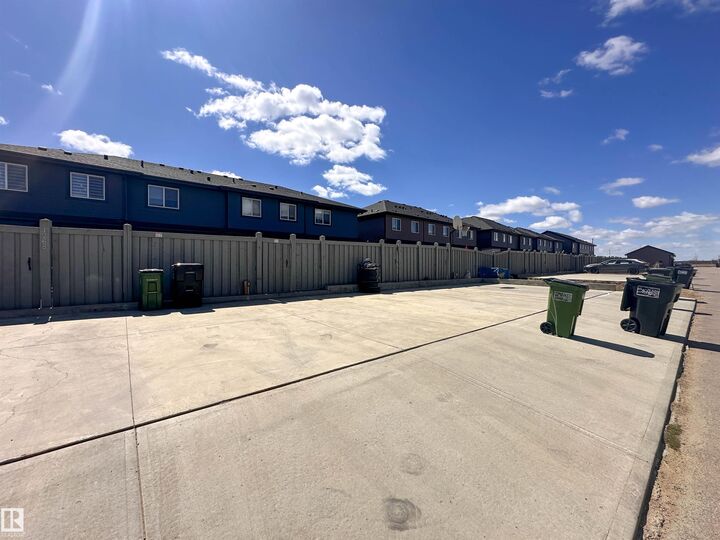 Property Photo: 1270 Rosenthal Boulevard NW AB T5T 7N6
